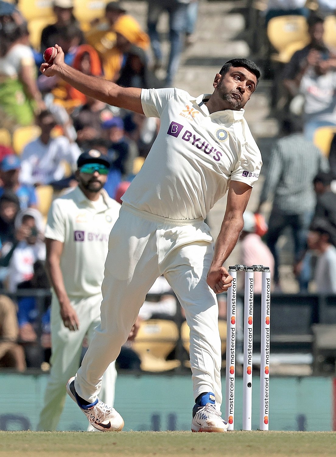 IND vs AUS Test: अश्विन के टेस्ट क्रिकेट में 450 शिकार पूरे, अनिल कुंबले से निकले आगे