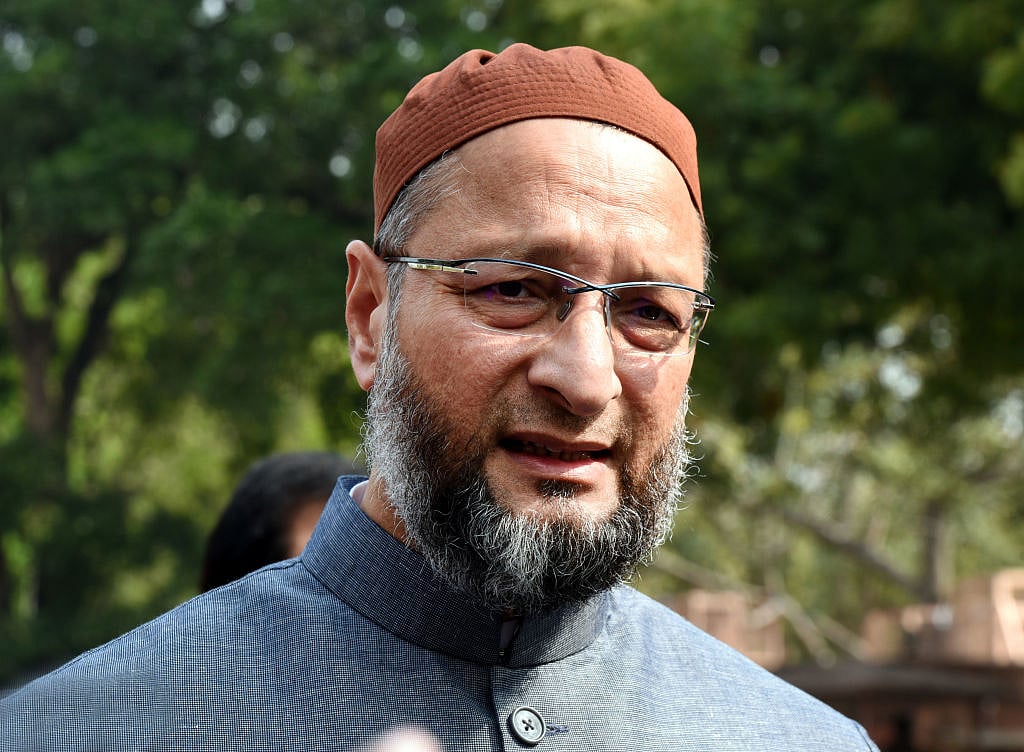 दिल्ली में ओवैसी के घर पर फिर पथराव, खिड़कियां टूटीं, AIMIM चीफ ने कहा- ये चौथा हमला, दोषियों को तुरंत करें गिरफ्तार