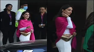 Sidharth Kiara Wedding: सिद्धार्थ की दुल्हनिया बनने जैसलमेर रवाना हुईं कियारा! परिवार संग एयरपोर्ट पर हुईं स्पॉट