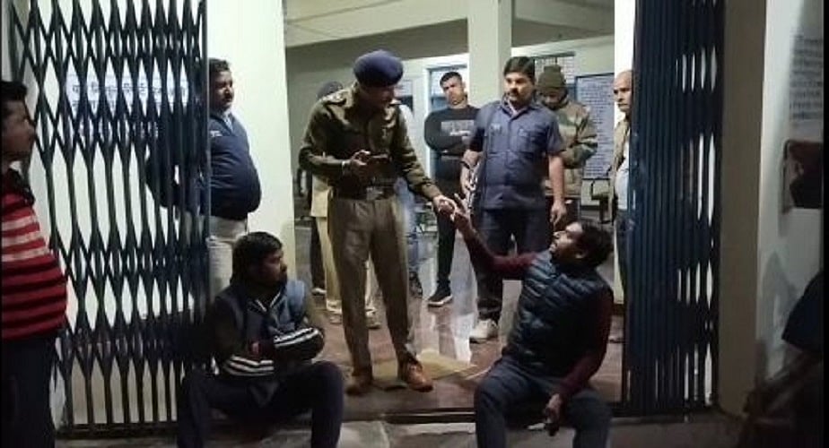 मध्य प्रदेश में BJP विधायक से विवाद थाना प्रभारी को पड़ा मंहगा, एसपी ने लाइन हाजिर कर जांच के भी आदेश दिए