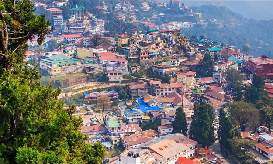 जोशीमठ की तरह अब मसूरी में भी भू-धंसाव, सड़कों पर आईं दरारें, विशेषज्ञों की टीम ने किया सर्वे