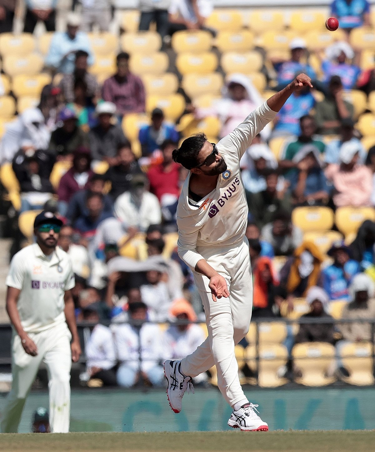 IND vs AUS: नागपुर में जीत के बाद भी टीम इंडिया को बड़ा झटका, 'प्लेयर ऑफ द मैच' बने खिलाड़ी पर ICC ने लिया कड़ा एक्शन