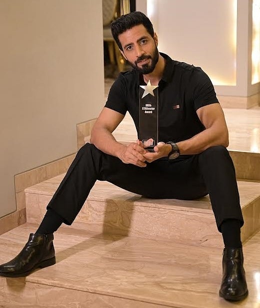 'फर्जी' अभिनेता भुवन अरोड़ा ने लोकप्रियता में शाहिद कपूर को छोड़ा पीछे, आईएमडीबी के नए ब्रेकआउट स्टार बने