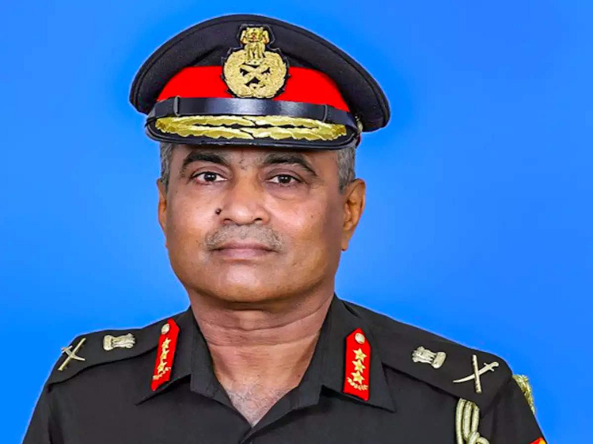 चीन लगातार प्रोटोकॉल, समझौतों का कर रहा उल्लंघन, LAC पर फौज और खतरनाक हथियार बढ़ा रहा ड्रैगन: आर्मी चीफ