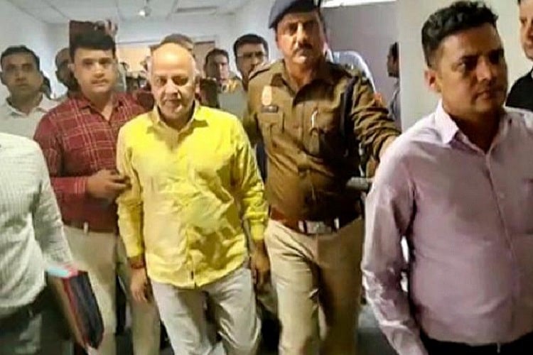 आबकारी नीति घोटाले में अब 3 अप्रैल तक जेल में रहेंगे सिसोदिया, CBI के केस में कोर्ट ने न्यायिक हिरासत बढ़ाई