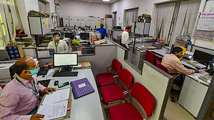 केंद्रीय कर्मचारियों को मोदी सरकार ने दिया झटका, नहीं मिलेगा कोरोना काल के दौरान रुका 18 महीने का महंगाई भत्ता
