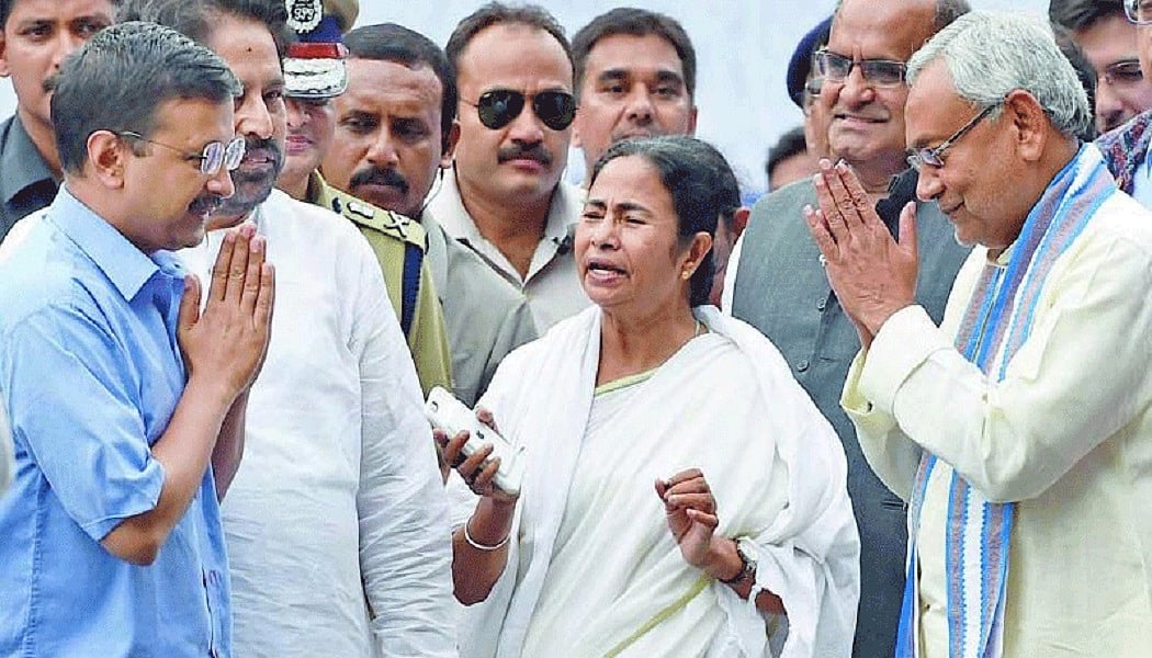 केजरीवाल के थर्ड फ्रंट बनाने के सपनों पर फिरा पानी! नीतीश से लेकर ममता तक इन राज्यों के CM ने दिया बड़ा झटका