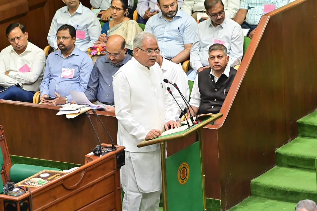 छत्तीसगढ़: CM बघेल ने बजट में किए कई बड़े ऐलान, युवा, किसान, महिलाओं समेत सभी वर्गों के लिए उपहारों का खोला पिटारा 
