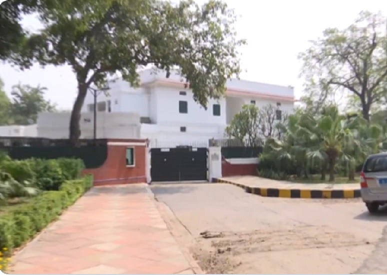 भारतीय दूतावास पर हंगामे का जवाब! दिल्ली में ब्रिटिश उच्चायोग के बाहर घटाई गई सुरक्षा, पुलिस ने किया इनकार