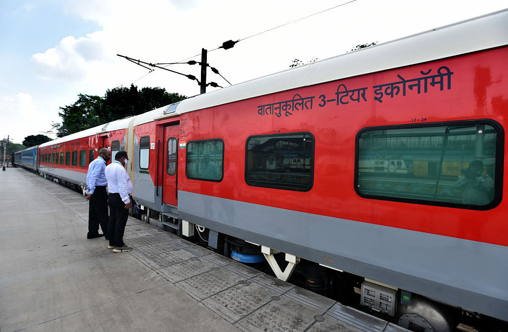 रेल यात्रियों को राहत: रेलवे ने AC-3 इकोनॉमी क्लास का किराया किया सस्ता, पुरानी व्यवस्था बहाल, आज से लागू