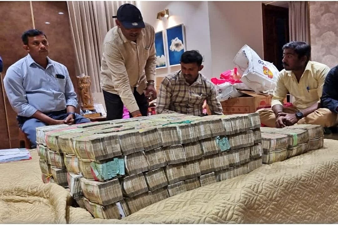 कर्नाटक: कांग्रेस के 40% कमीशन वाले दावे पर मुहर? BJP विधायक के रिश्वतखोर बेटे को 14 दिन की न्यायिक हिरासत में भेजा गया