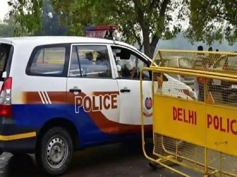 होली के दिन दिल्ली के मुंडका में खूनी झगड़ा, सरेआम चाकूबाजी में दो की मौत, 5 लोग घायल