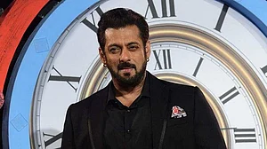 सिनेजीवन: सलमान के फार्म हाउस में घुसे 2 लोग, फर्जी आधार कार्ड बरामद और '12वीं फेल' को मिला बेस्ट फिल्म का दर्जा!