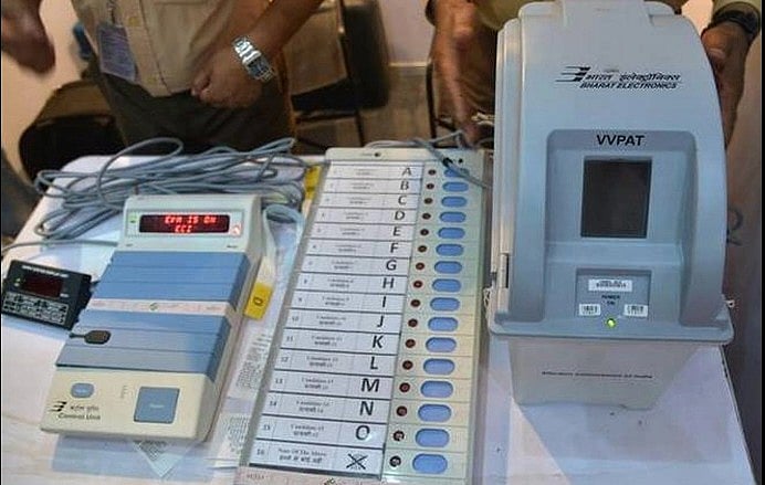 VVPAT पर्चियों की गिनती की मांग वाली याचिका पर SC ने केंद्र और ECI से मांगा जवाब, जयराम बोले- यह काफ़ी महत्वपूर्ण कदम 