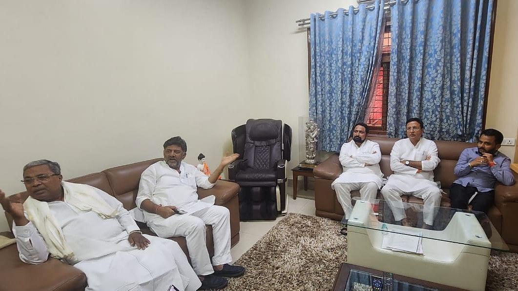 कर्नाटक चुनाव: PM मोदी ने जिसे बनाया था डिप्टी सीएम, उन्हीं सावदी ने दिया BJP को झटका, कांग्रेस में होंगे शामिल