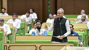 राजस्थान में डॉक्टरों का विरोध खत्म, अब लागू होगा राइट टू हेल्थ कानून, सरकार से वार्ता में 8 बातों पर बनी सहमति