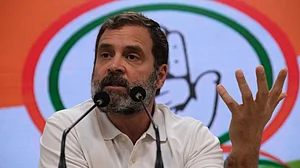 राहुल गांधी मामले से गुजरात हाईकोर्ट जज ने किया खुद को अलग, बिना वजह बताए किया सुनवाई से इनकार