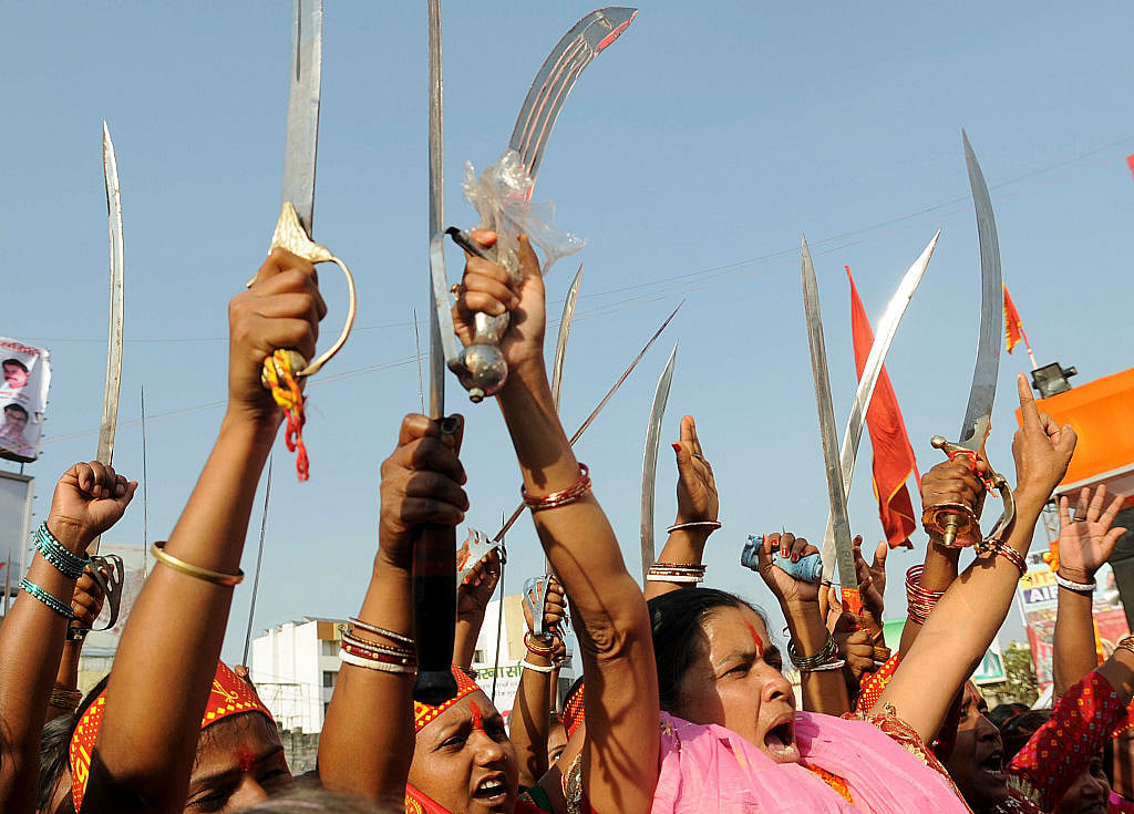 मुंह में राम, हाथ में हथियार: रामनवमी के कई दिन बाद तक आखिर सरकारें कैसे दे रही हैं शोभायात्रा की इजाजत