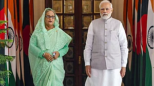 भारत के ही रास्ते चल रहे कई पड़ोसी देश, म्यांमार तो भारत से भी चार कदम आगे