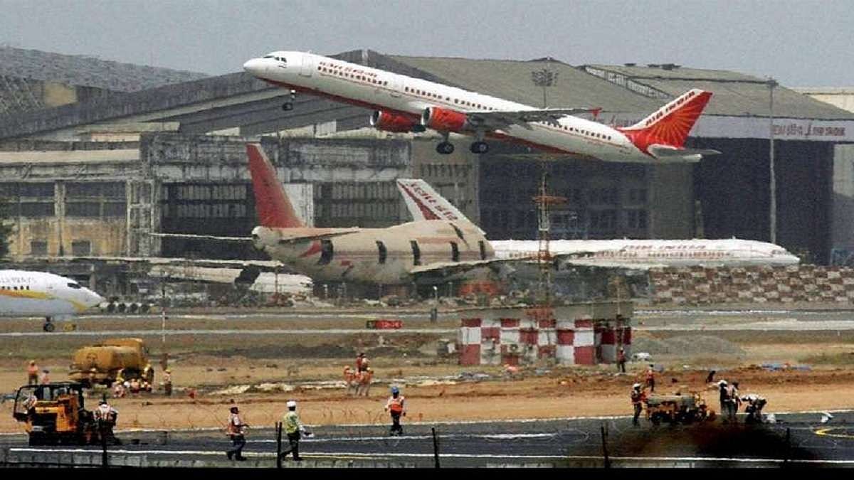 सार्वजनिक संसाधनों पर पूंजीवादियों का एकाधिकार! अब आर्थिक समानता नहीं बल्कि आर्थिक विकास प्रजातंत्र की नई परिभाषा