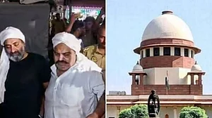 अतीक-अशरफ की हत्या पर सुप्रीम कोर्ट ने लगाई सवालों की झड़ी, योगी सरकार से पूछा- मीडिया के सामने क्यों कराई परेड