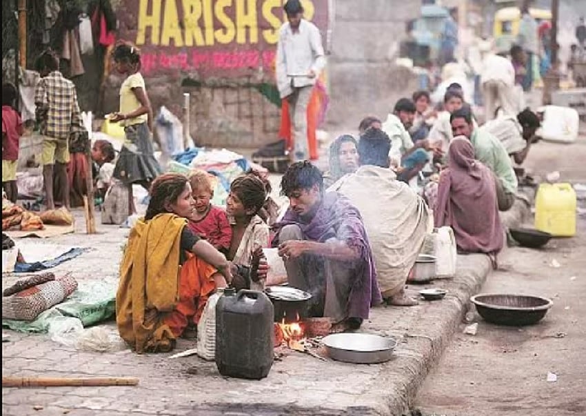 मोदी सरकार निर्धन और जरूरतमंदों के प्रति पूरी तरह लापरवाह, पहले बजट में कटौती, फिर खर्च करने में भी सुस्ती