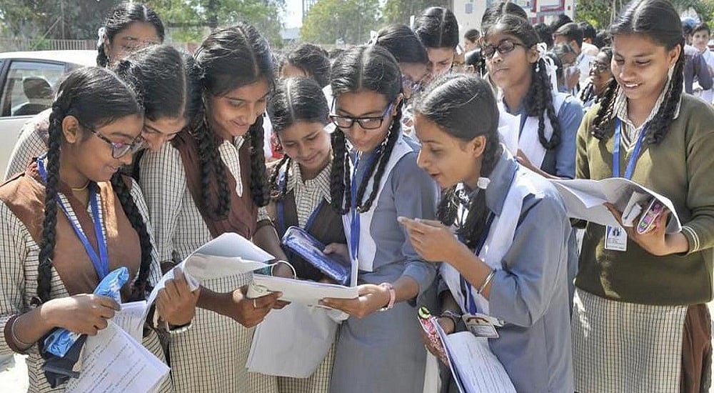 यूपी बोर्ड की 10वीं और 12वीं परीक्षा की डेटशीट जारी, देखें कब कौन सी परीक्षा