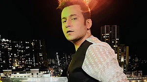 एक्टर और मॉडल आदित्य सिंह राजपूत की मामले में नौकरानी ने खोले राज, जानें कैसी हुई मौत?
