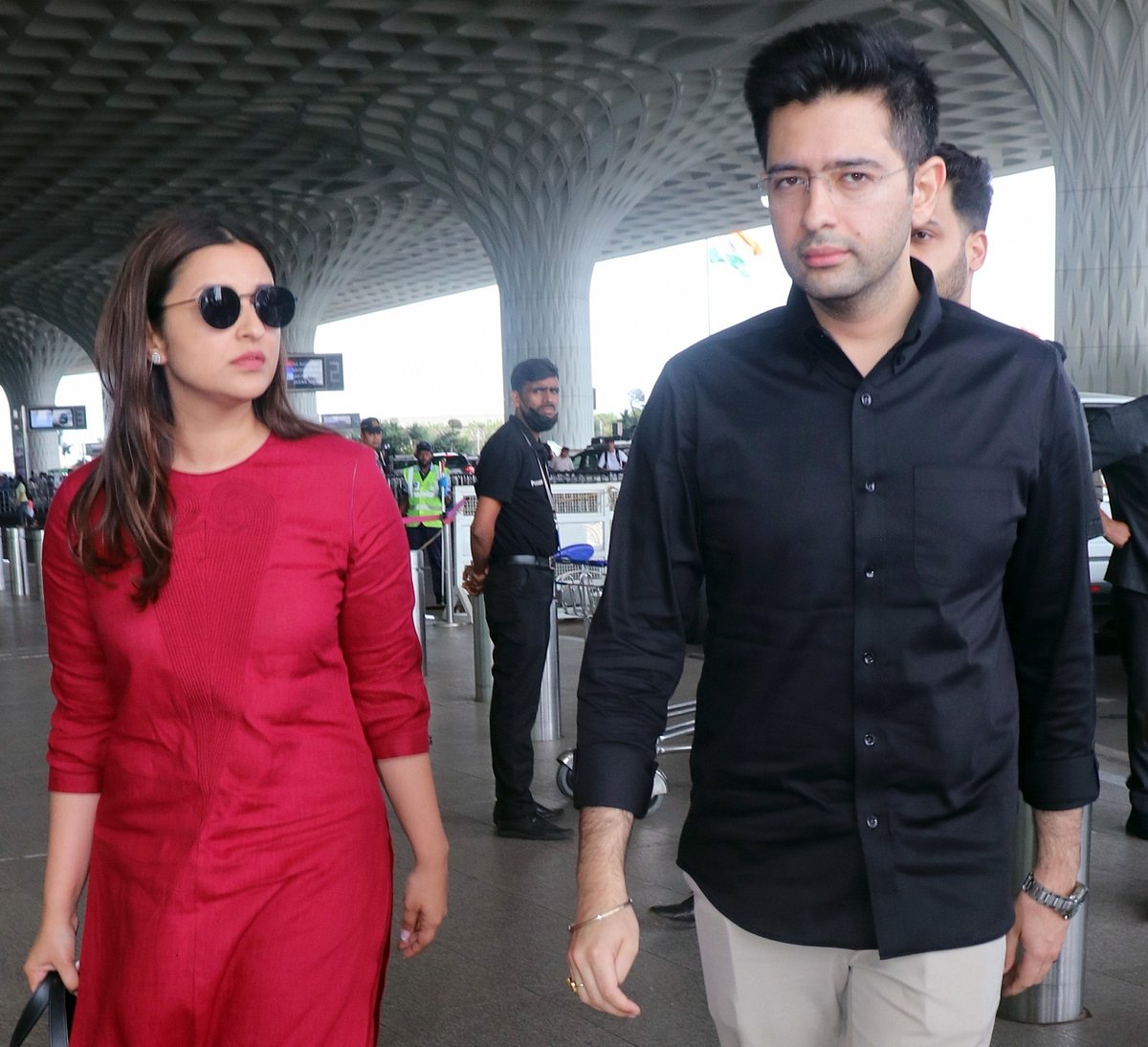 परिणीति चोपड़ा और राघव चड्ढा की कल इंडिया गेट के पास होगी की सगाई, प्रियंका चोपड़ा भी आएंगी इंडिया