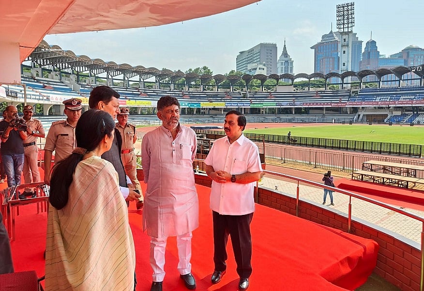कर्नाटकः सिद्धारमैया के शपथ समारोह में एक लाख से अधिक लोग होंगे शामिल, शिवकुमार ने खुद संभाली भव्य बनाने की कमान