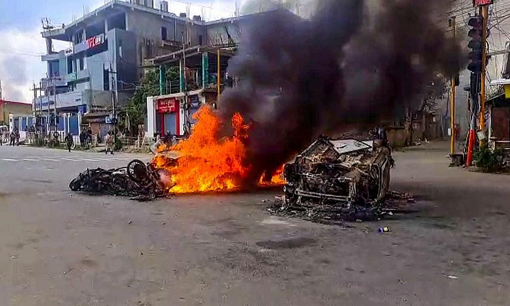 मणिपुर में लागू अनुच्छेद 355 क्या है, कितना अलग है राष्ट्रपति शासन से और क्या होगा असर?