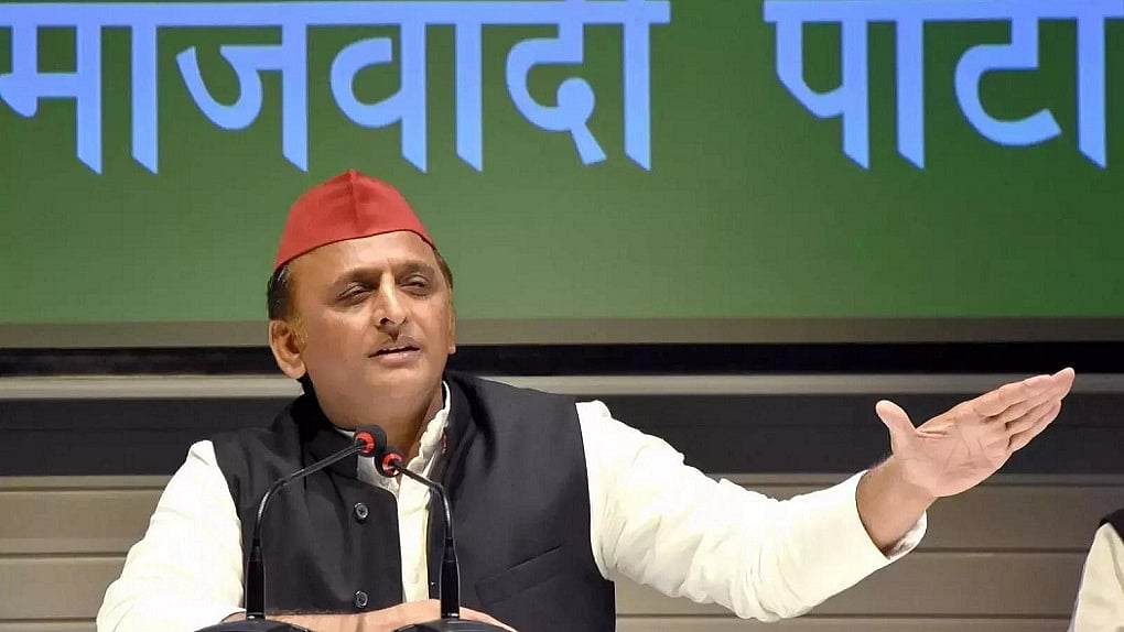 कर्नाटक में कांग्रेस की भारी जीत पर अखिलेश यादव ने कहा कि बीजेपी की नकारात्मक राजनीति का 'अंतकाल' शुरू हो गया