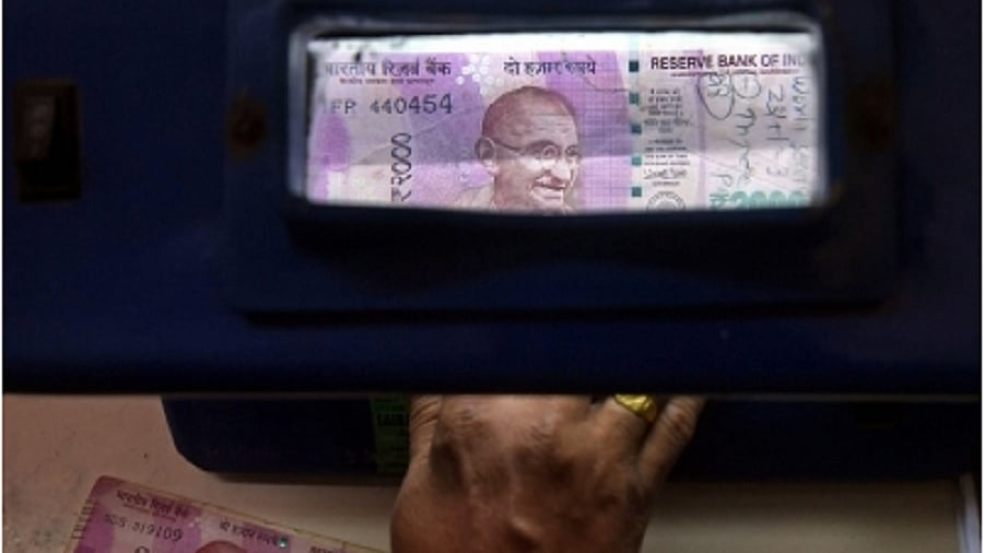 आरबीआई ने हाईकोर्ट में कहा कि 2000 के नोट पर रोक नोटबंदी नहीं, करेंसी प्रबंधन की कवायद है