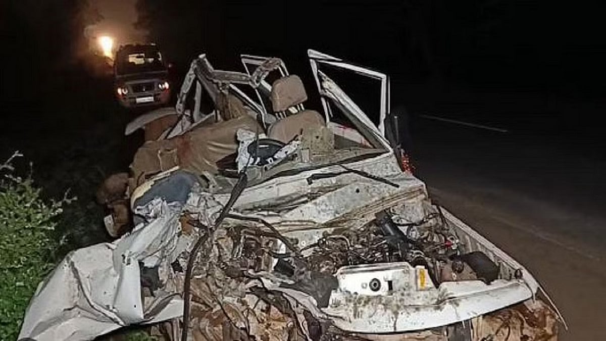 छत्तीसगढ़ के बालोद में कार-ट्रक की भीषण टक्कर में 11 लोगों की मौत, शादी समारोह में शामिल होने जा रहे थे सभी