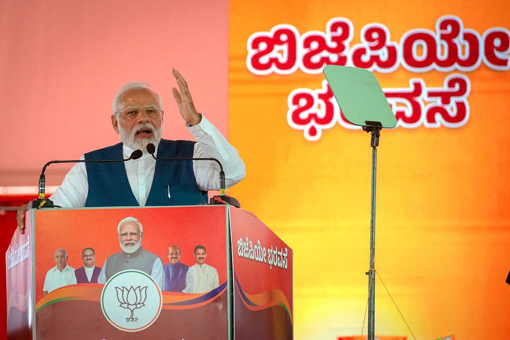 मतदान से ठीक पहले वीडियो पर प्रचार, क्या चुनाव आयोग पीएम मोदी के खिलाफ करेगा कार्यवाही!