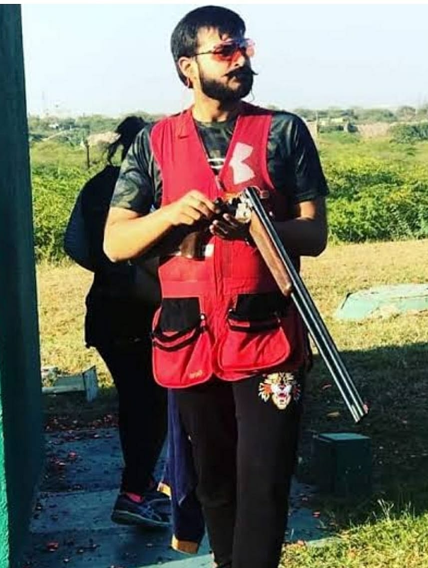 मुख्तार अंसारी के बेटे को लेकर बड़ा खुलासा, शूटिंग की आड़ में विदेशों से मंगवाया था हथियार, पता भी दिखाया गलत