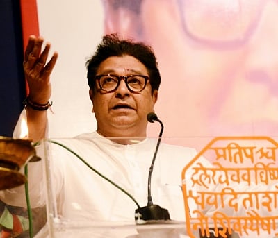 नांदेड़ मामले में राज ठाकरे का सरकार पर हमला, 'तीन इंजन लगाने के बावजूद महाराष्ट्र की सेहत वेंटिलेटर पर'