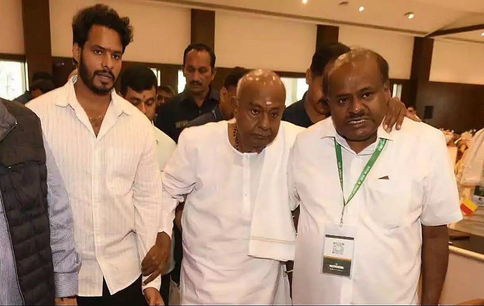 कर्नाटक में किंगमेकर बनने का JDS का सपना चूर, कुमारस्वामी तो जीत गए, लेकिन बेटे निखिल की बड़ी हार