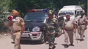 जालंधर लोकसभा उपचुनाव की वोटिंग के दौरान AAP विधायक गिरफ्तार, आचार संहिता के उल्लंघन का आरोप, बाद में रिहा