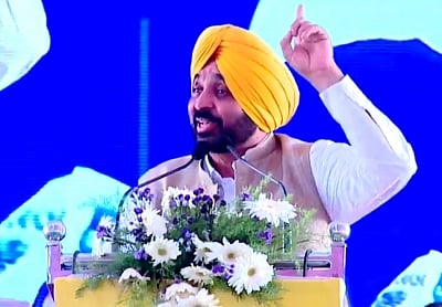 पंजाब सरकार के OPS वादे की राह नहीं आसान! मुफ्त पानी-बिजली ने कर्ज के दलदल में धकेला, राज्य पर 3.12 लाख करोड़ का कर्ज