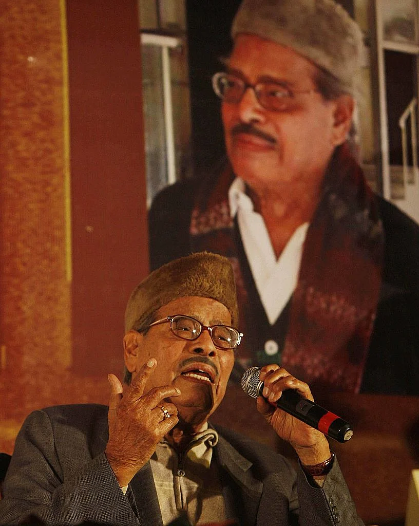 जन्मदिन विशेष: गायकी की दुनिया के एक ऐसे अनमोल रत्न थे मन्ना डे, जिनके सुर और ताल की दुनिया आज भी है दीवानी