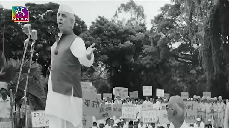 सेंगोल और उसके कथित तौर पर राजदंड होने के मिथक पर उठाए राजमोहन गांधी ने गंभीर सवाल