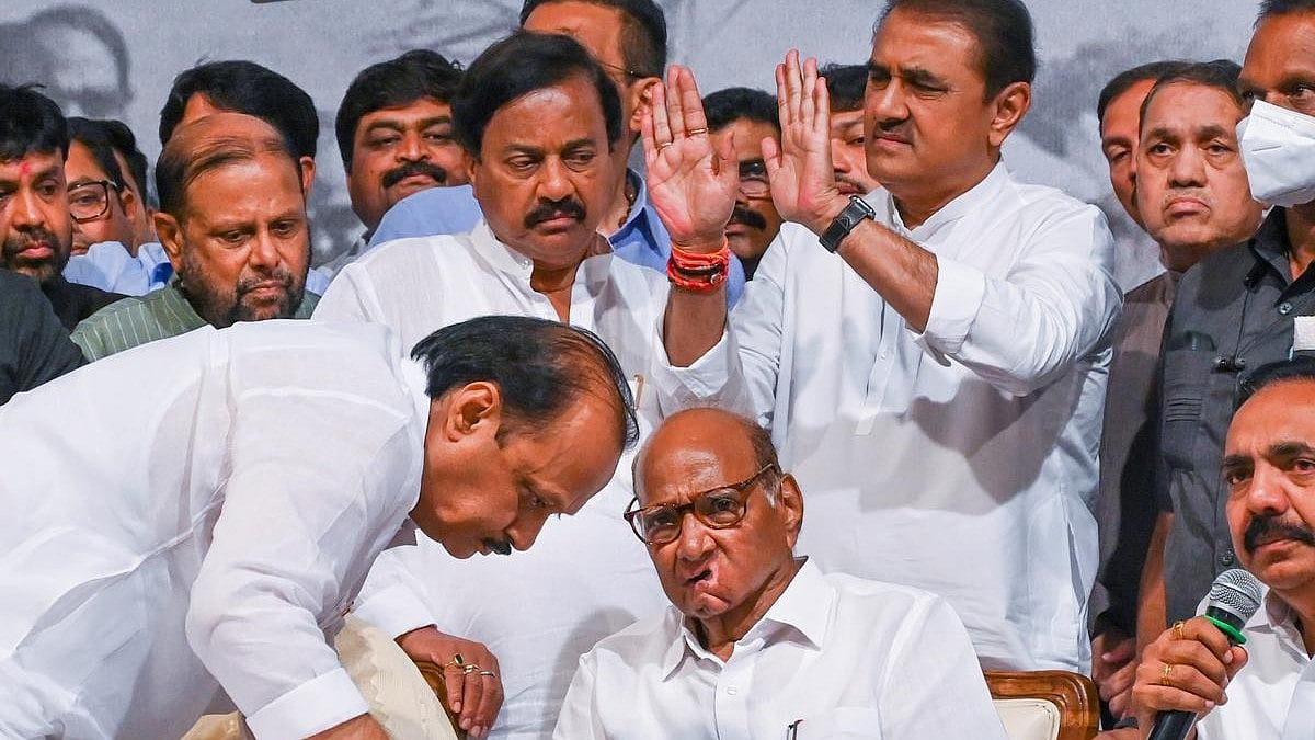 इस्तीफे के बाद भी शरद पवार के हाथ में ही क्यों नजर आ रही है एनसीपी की कमान!