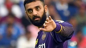 IPL 2023: वरुण चक्रवर्ती के चमत्कार को ब्रेट ली का नमस्कार, कहा- 10 में से नौ बार...