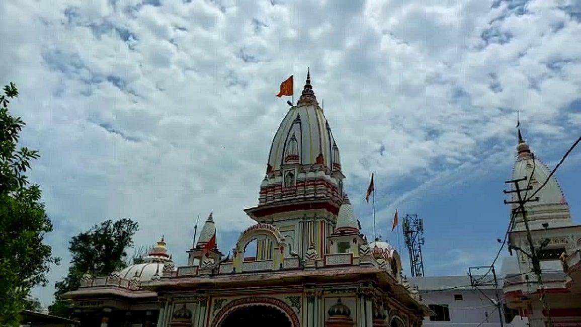 उत्तराखंड के तीन बड़े मंदिरों ने लागू किया ड्रेस कोड, युवतियों के छोटे कपड़े पहनकर प्रवेश पर लगी रोक