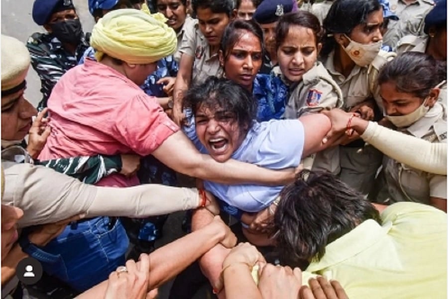 सर्वेः देश के अधिकतर लोग विरोध करने वाले पहलवानों के साथ, बृजभूषण के खिलाफ लड़ाई को मानते हैं सही