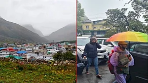 उत्तराखंड: सोनप्रयाग में केदारनाथ यात्रा अगले आदेश तक रोकी गई, रुद्रप्रयाग जिले में हो रही है भारी बारिश