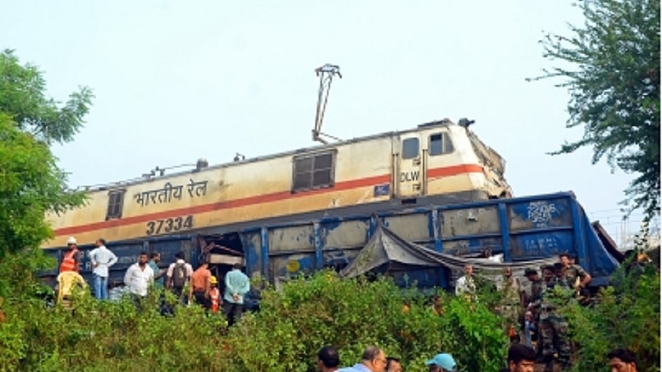 ओडिशा ट्रेन हादसे की शुरुआती जांच में सिग्नलिंग सिस्टम में खामी के संकेत मिले