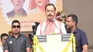 राजस्थान: केशव मौर्य के भाषण के बीच 'गहलोत जिंदाबाद' के लगे नारे, कार्यक्रम छोड़कर चलते बने UP डिप्टी सीएम