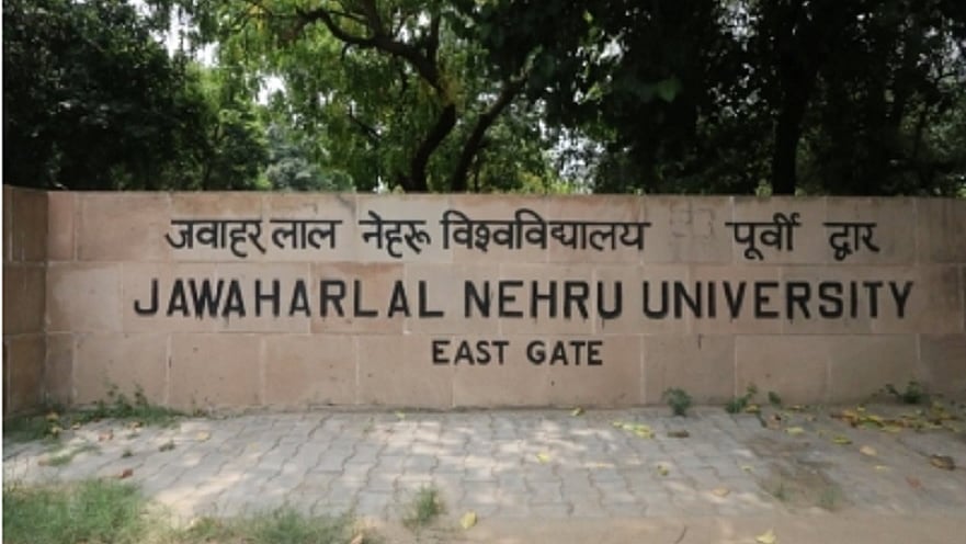 जेएनयू में आधी रात को घुसी कार से छात्राओं के अपहरण का प्रयास